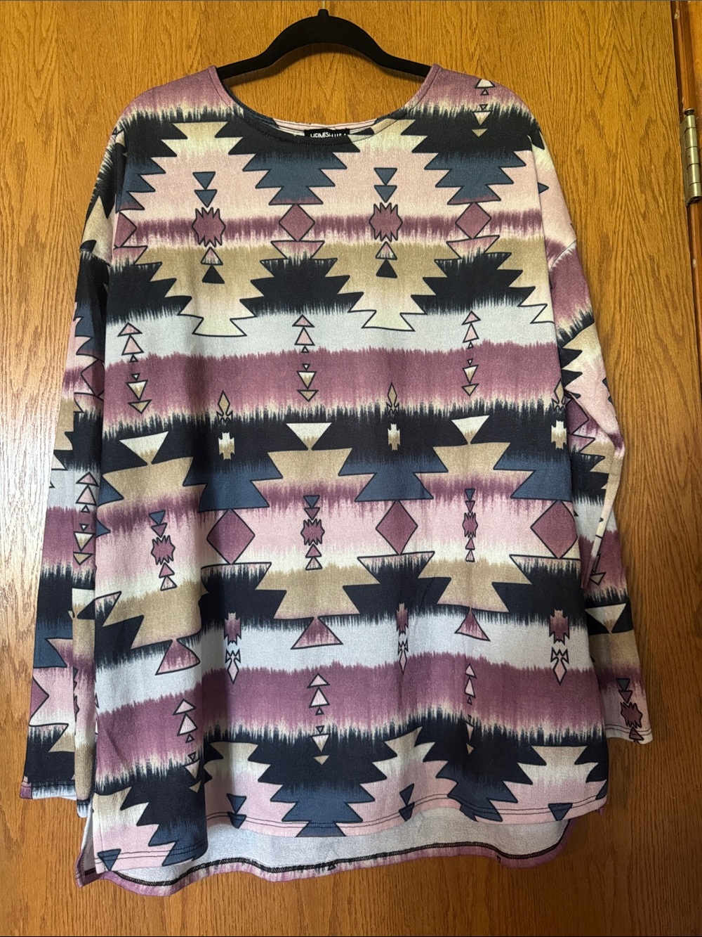 HEIMISH USA Aztec Print Tunic in Black, Cream & Mauve